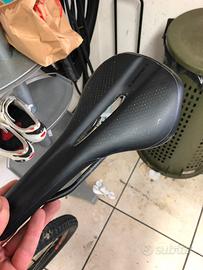 Sella specializeid carbonio