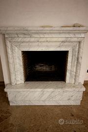 Camino in marmo Calacatta