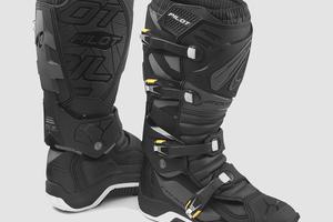 Stivale mx Forma Pilot NERO