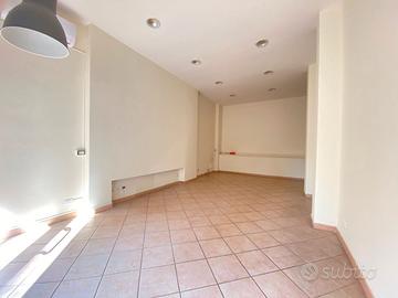 Viale Anicio Gallo locale c/1