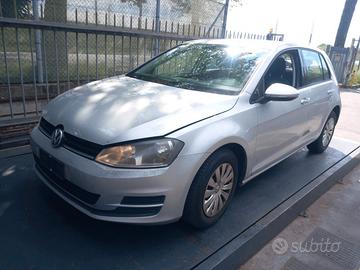 VOLKSWAGEN GOLF DEL 2014 PER RICAMBI