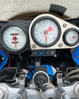 Kawasaki ZR-7S