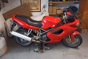 Ducati st4