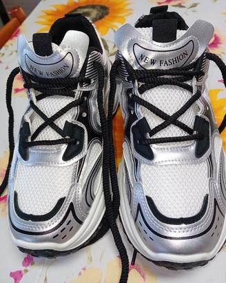 scarpe nuove nr.38 