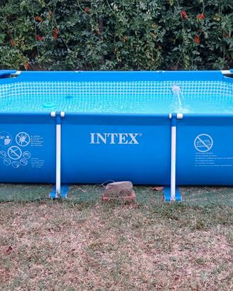 Piscina fuori terra Intex + pompa filtro 2.006 l/h