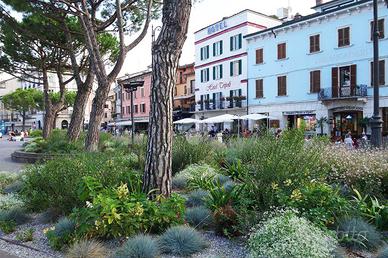 3 LOCALI A DESENZANO DEL GARDA