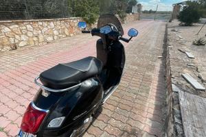 Vespa gts 125
