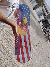 skateboard in legno