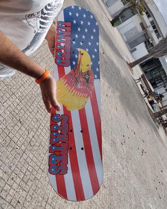skateboard in legno