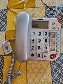 Telefono per anziani