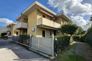 Appartamento di 40 m² con 2 locali a Massa