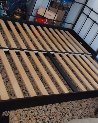 Divano letto in ferro IKEA SVELVIK + materasso