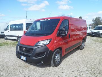 Fiat Ducato furgone tetto basso lungo