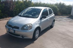 Toyota Yaris 1.3 benzina 
