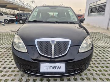 Lancia Ypsilon 1.3 MJT 90 CV Platino
