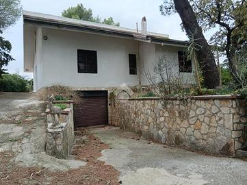 VILLA SINGOLA A CASSANO DELLE MURGE