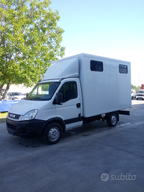 Van trasporto cavalli