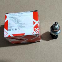 Interruttore luce retromarcia Opel Meriva B