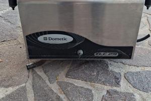 GRUPPO ELETTRONICO DOMETIC TEC 29 Usato poche ore