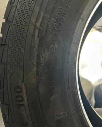 Gomme nuove 215/70 r15C