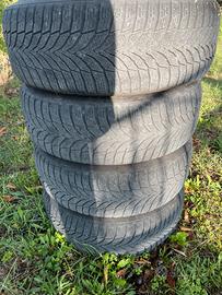 Gomme termiche 235 60 18