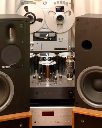 Genelec S30CV DIFFUSORI Amplif. 360w hi-fi hi-end