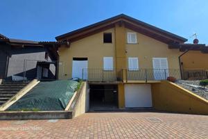 Villa di 190 m² con 5 locali e box auto doppio a L