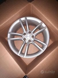 4 cerchi originali Tesla model s 19 pollici