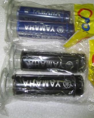Coppia manopole yamaha diametro 22