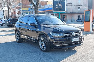 VOLKSWAGEN Tiguan 1.6 TDI SCR Sport BlueMotion Tec
