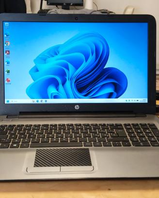 HP 15-AY065NL Intel Core I5 SSD FullHD