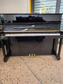 Pianoforte Yamaha P121 seminuovo con trasporto inc