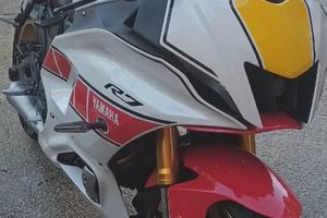 Yamaha R7 60Th Anniversary