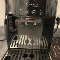  macchina da caffè De Longhi Magnifica start