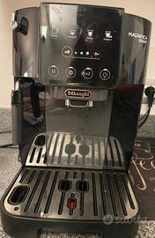  macchina da caffè De Longhi Magnifica start