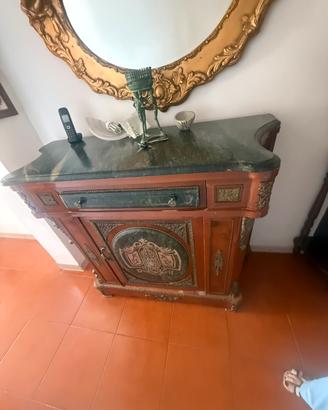 Mobile antico