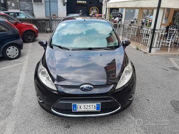 Ford Fiesta Titanium 2012 GPL