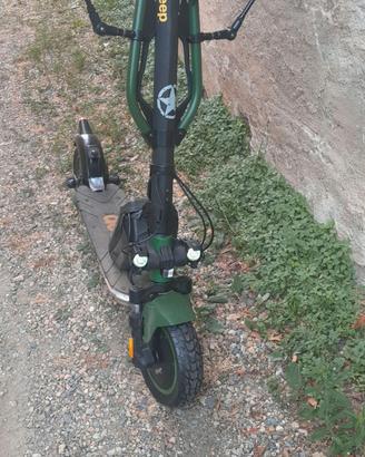Monopattino elettrico  JEEP