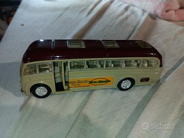 bus Sunny side luxury 1:43