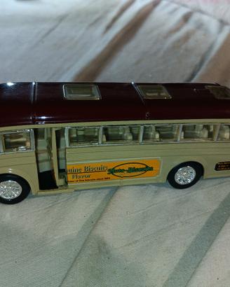 bus Sunny side luxury 1:43