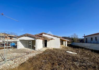 VILLA SINGOLA A MONTE DI MALO