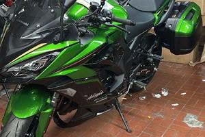 Kawasaki ninja 1100 sx SE