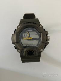 Orologio modello S-Shock verde militare