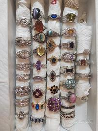 gioielli di bigiotteria 