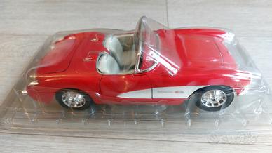 modellino Chevrolet Corvette 1957 cabrio