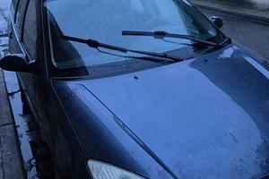 Ford focus station