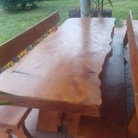 Tavolo in cedro massello