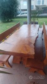 Tavolo in cedro massello