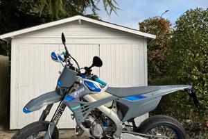 TM smr 125 2025 2t