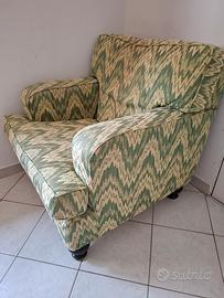 v poltrona anni 70 artigianale